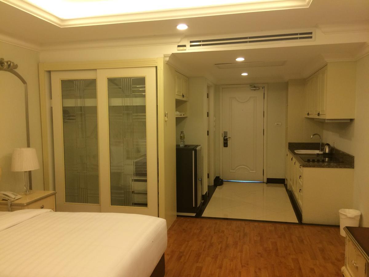 Lk Noble Suite Паттайя Экстерьер фото